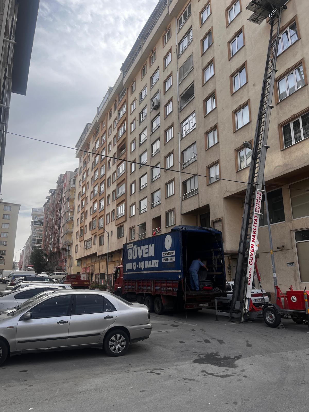 Kütahya Güven Nakliyat Asansörlü Taşıma